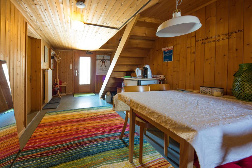 Gaestehaus Alpina In Fanas Bagian luar foto