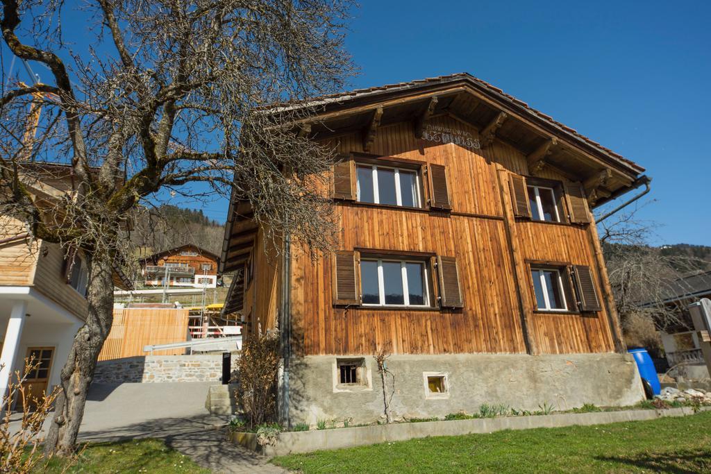Gaestehaus Alpina In Fanas Bagian luar foto