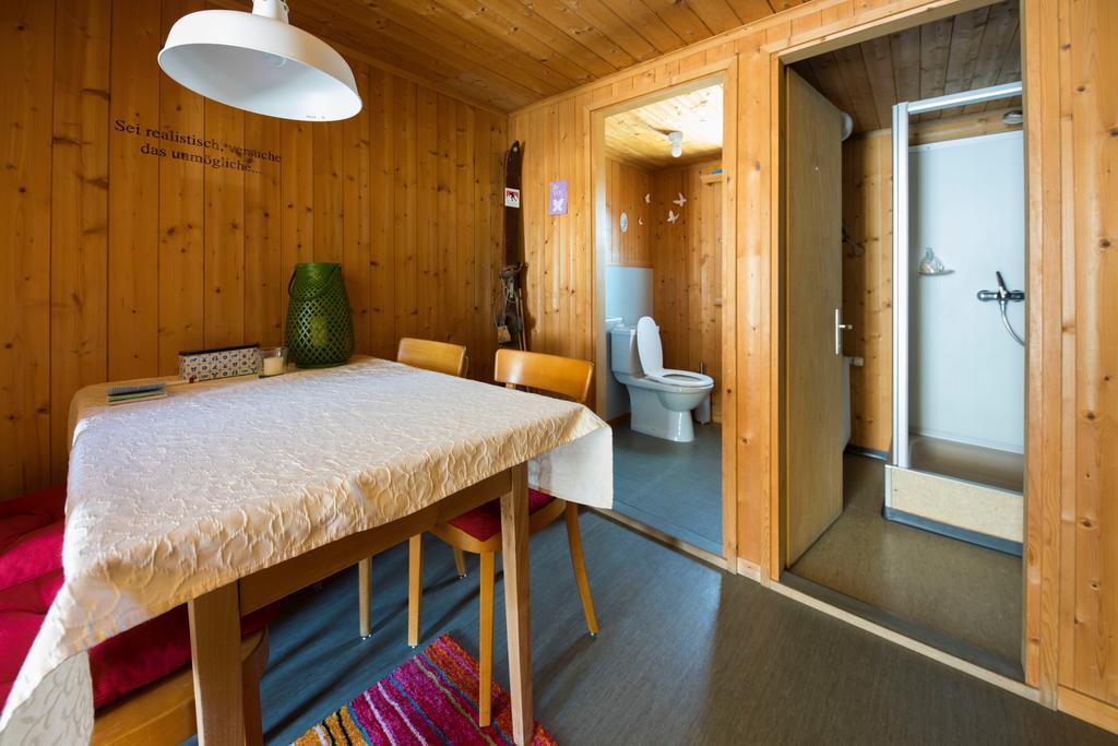 Gaestehaus Alpina In Fanas Bagian luar foto