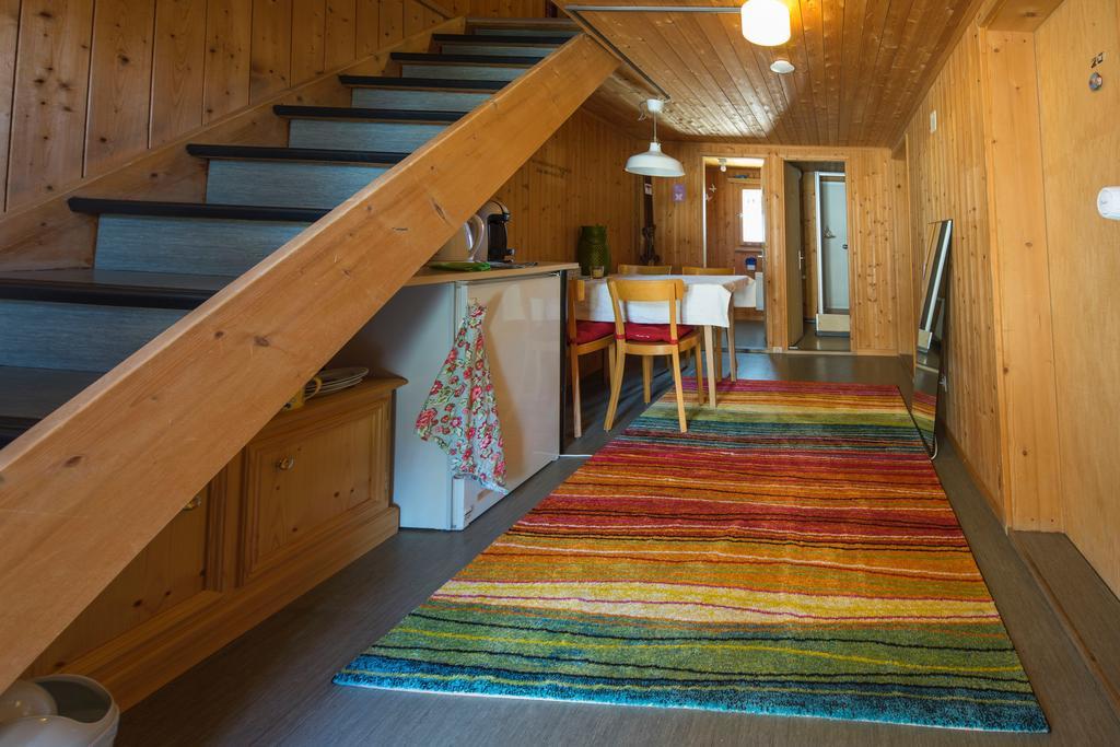 Gaestehaus Alpina In Fanas Bagian luar foto