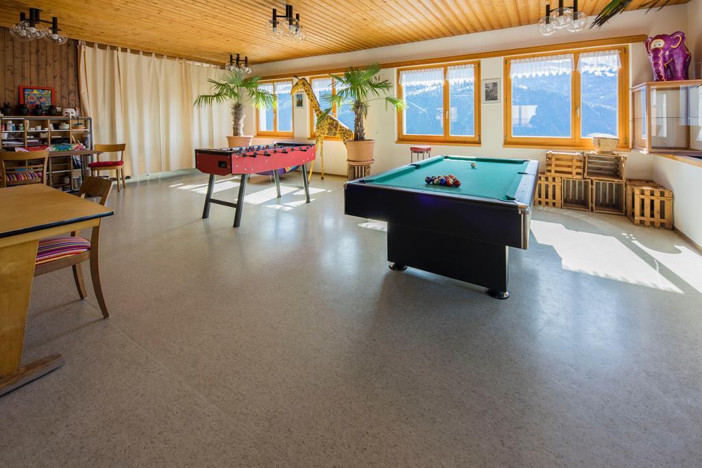 Gaestehaus Alpina In Fanas Bagian luar foto